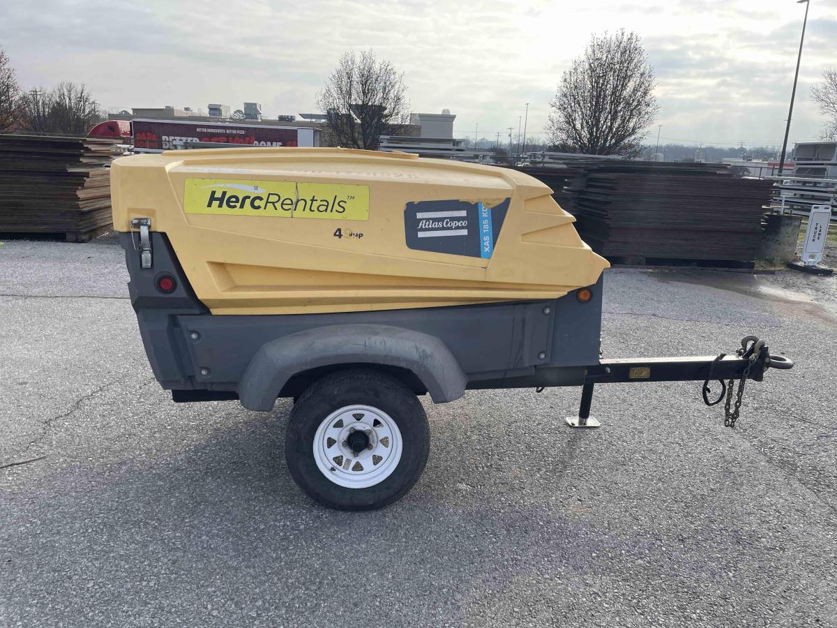 2017 Atlas Copco XAS 400