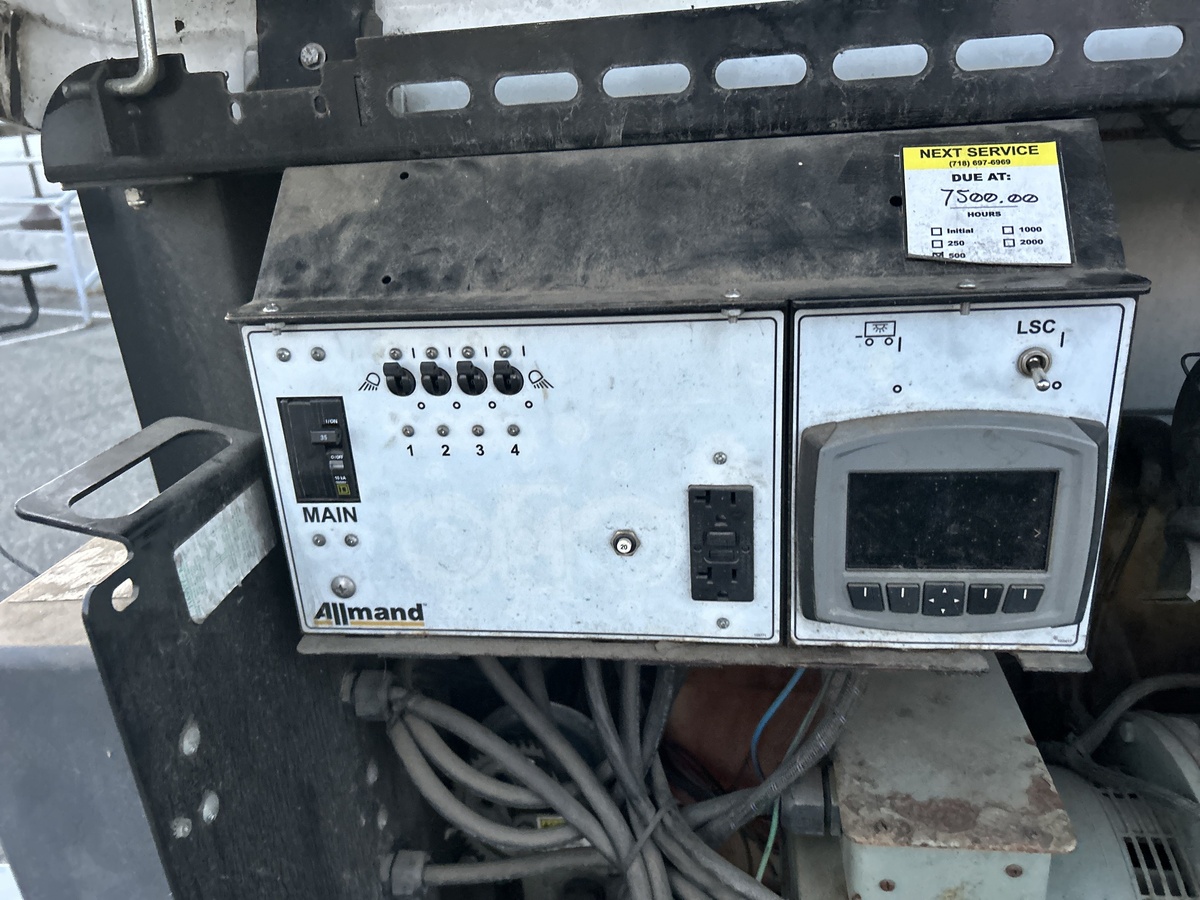 2016 Allmand NIGHT-LITE PRO II-5