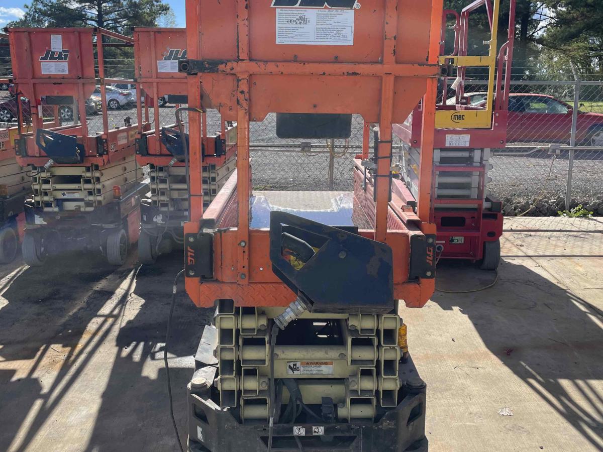 2018 JLG 1932R
