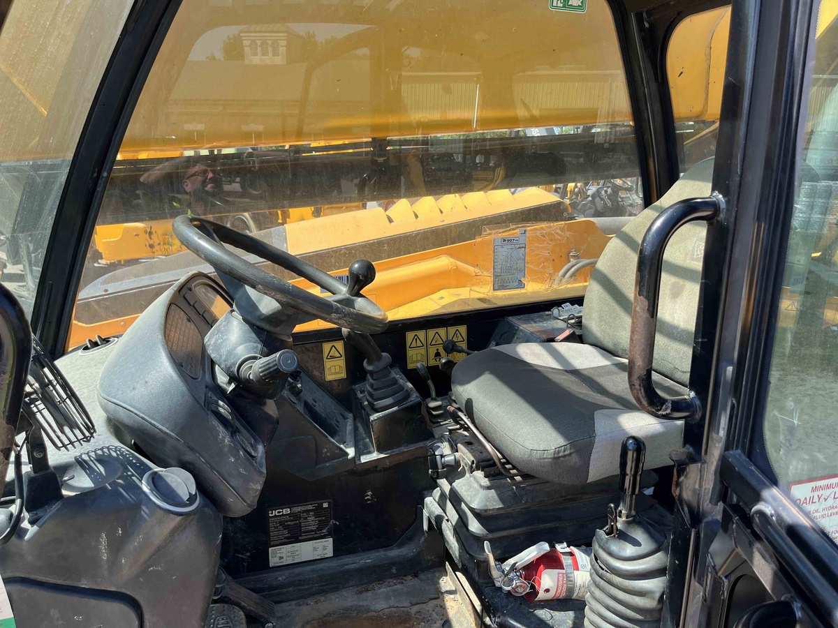 2018 JCB 507-42-5