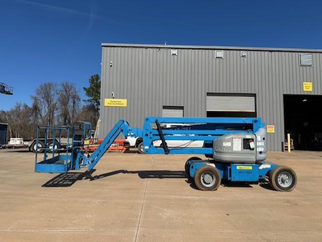 2016 Genie Z-45/25-8