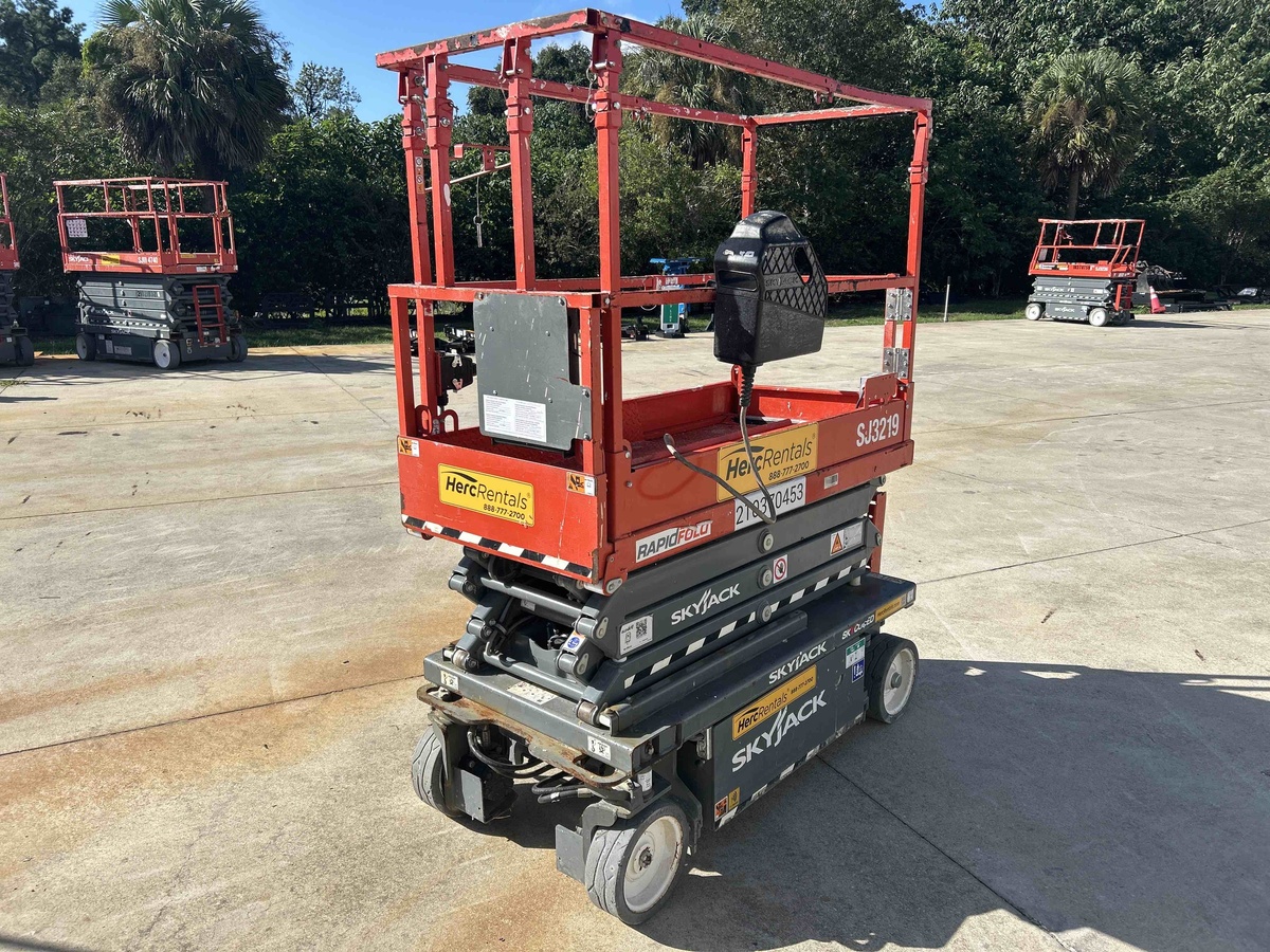 2022 Skyjack SJ3219-4
