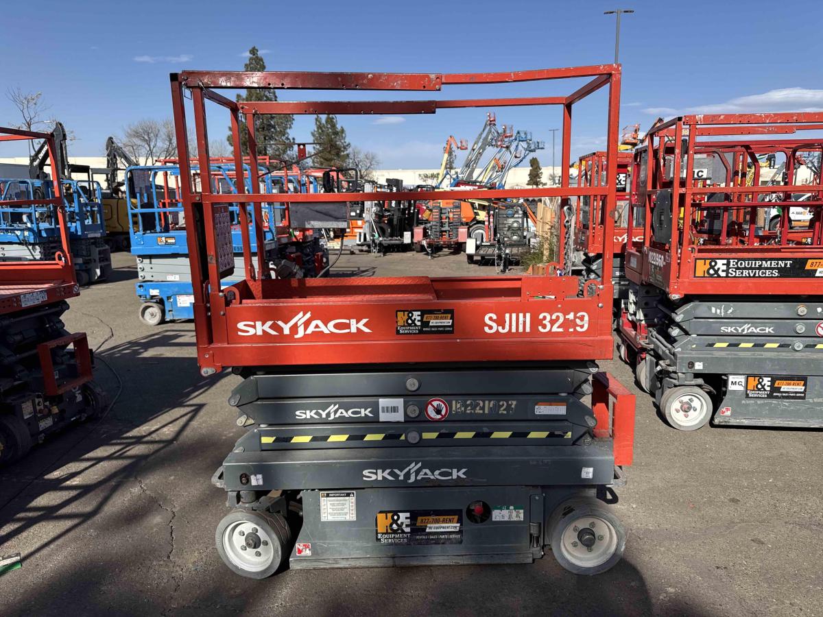 2017 Skyjack SJ3219
