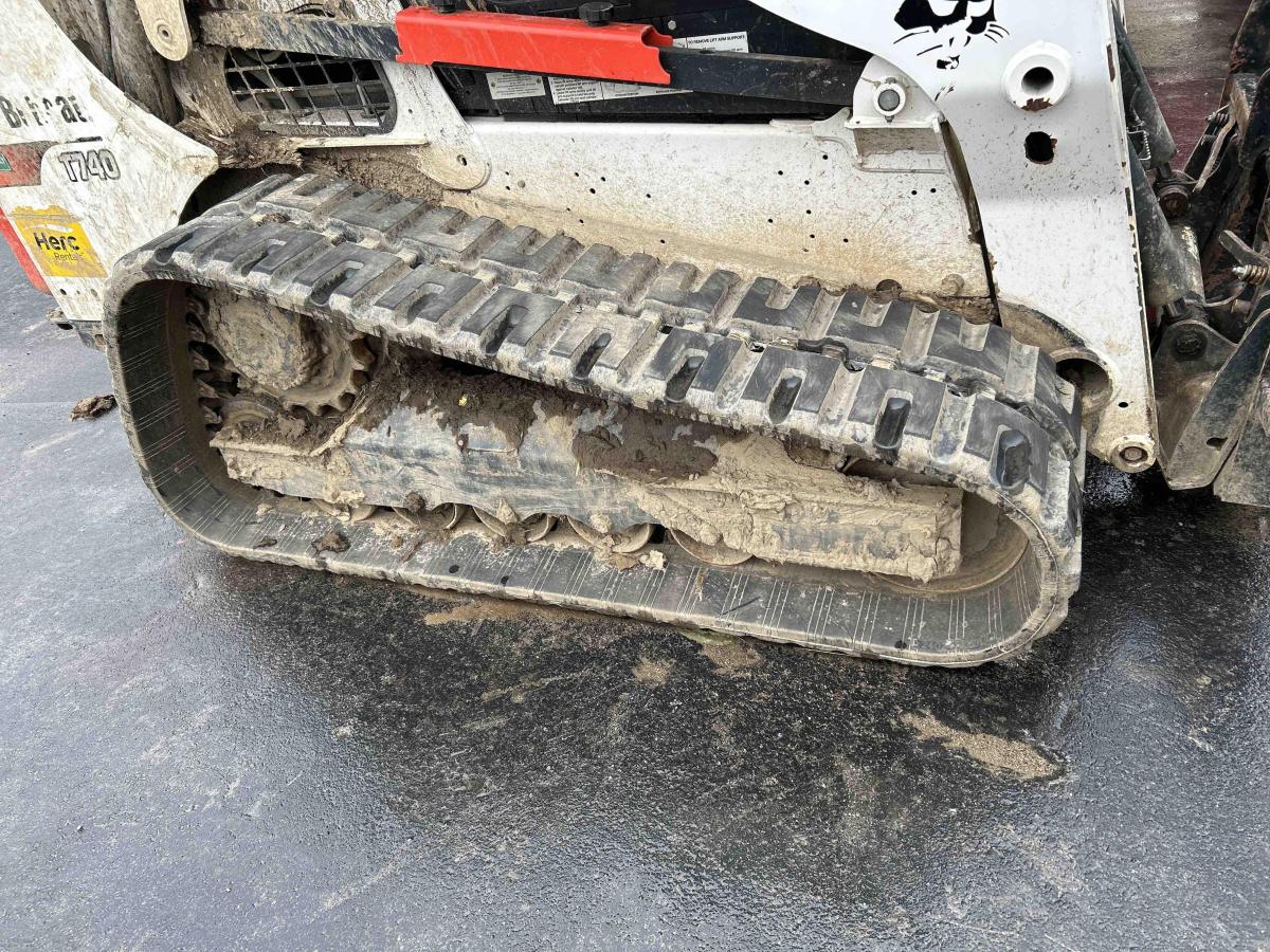 2021 Bobcat T740-7