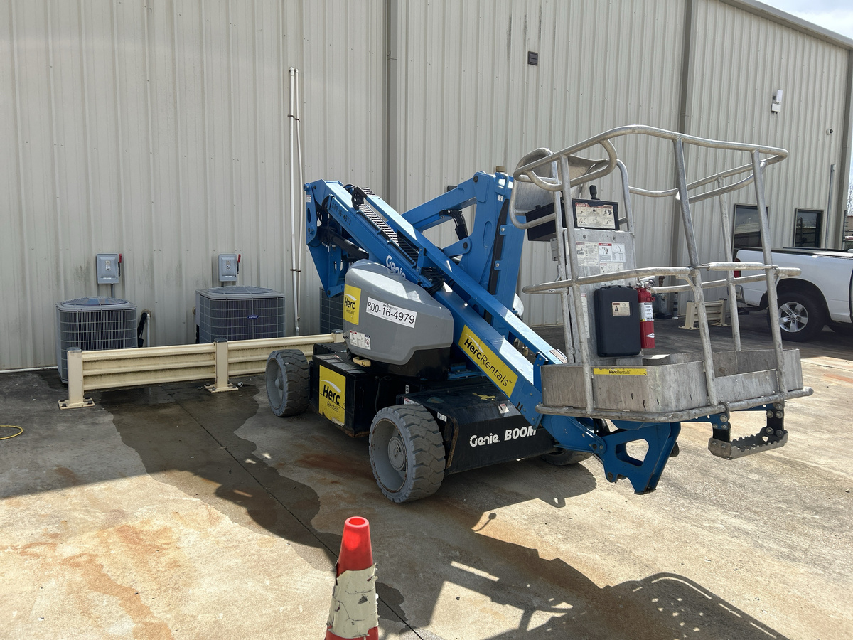 2017 Genie Z-33/18-2