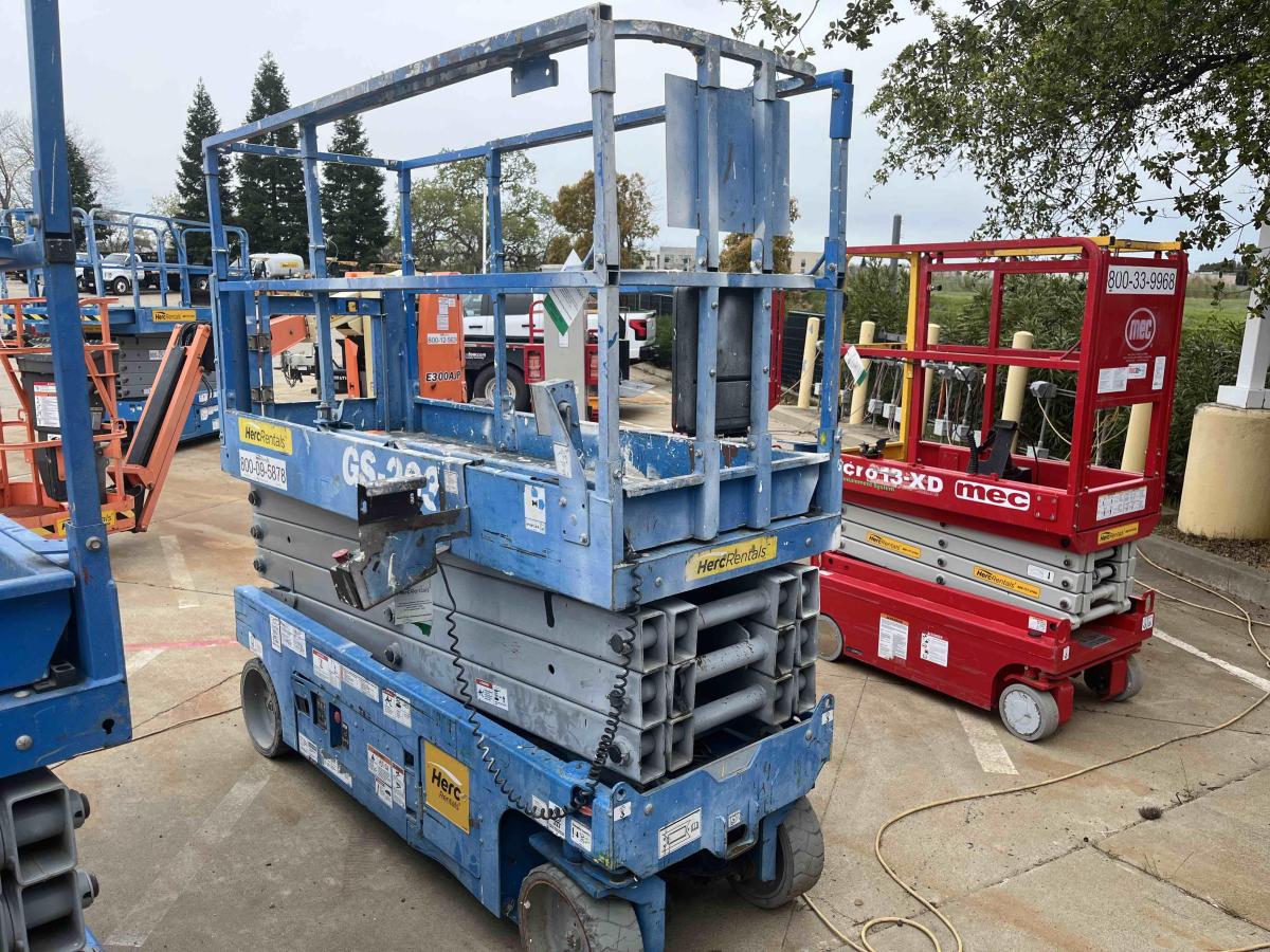 2016 Genie GS-2632