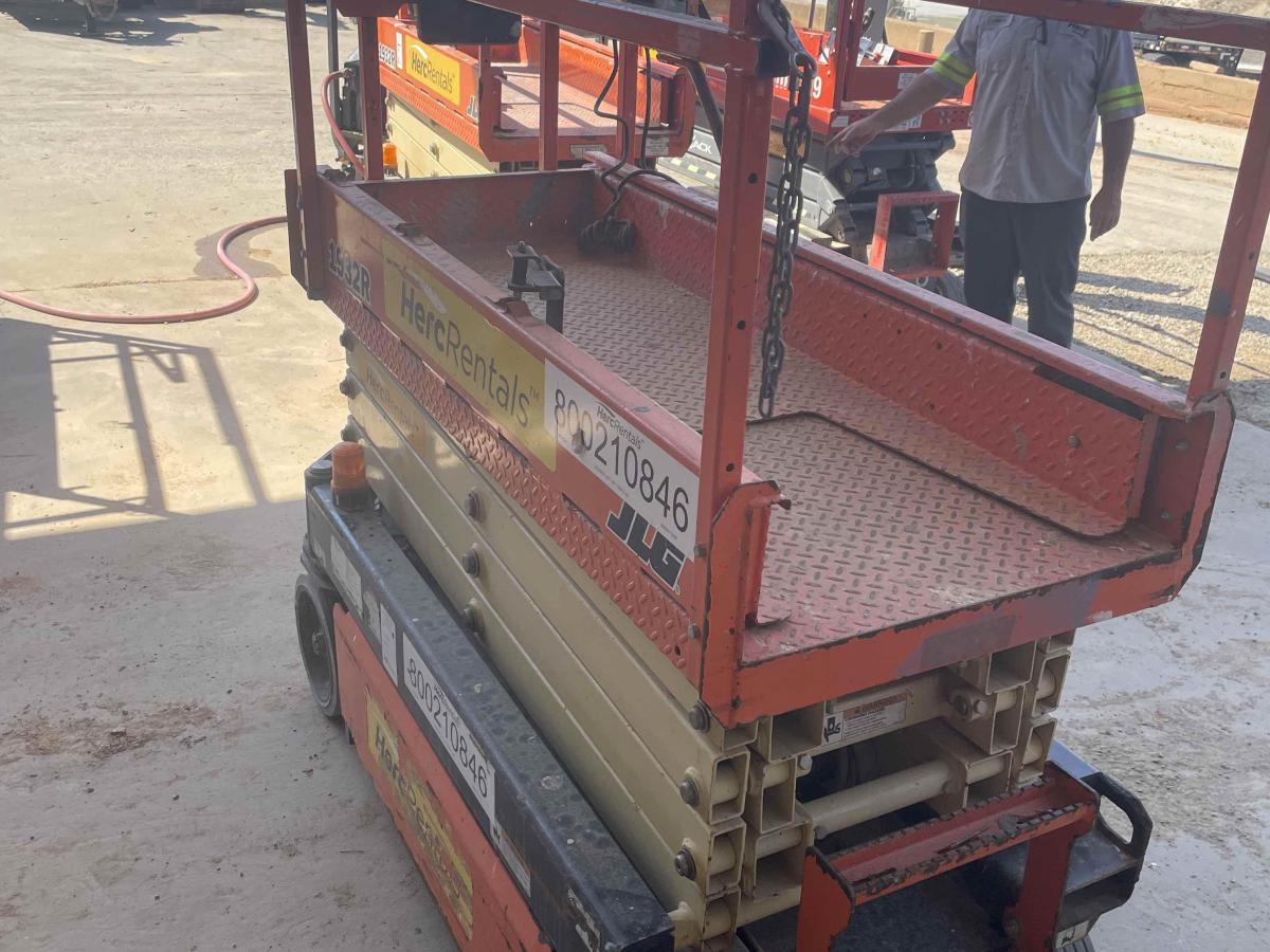 2018 JLG 1932R