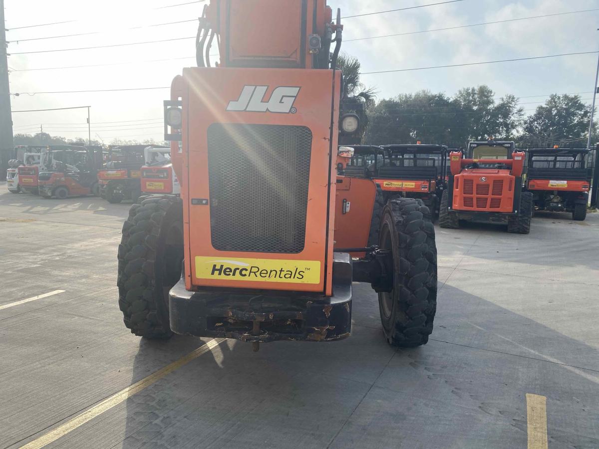 2018 SkyTrak 8042