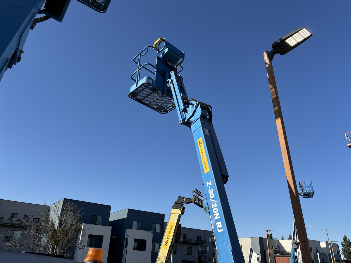 2018 Genie Z-30/20N RJ-6