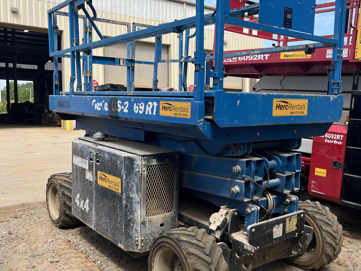 2016 Genie GS-2669 RT