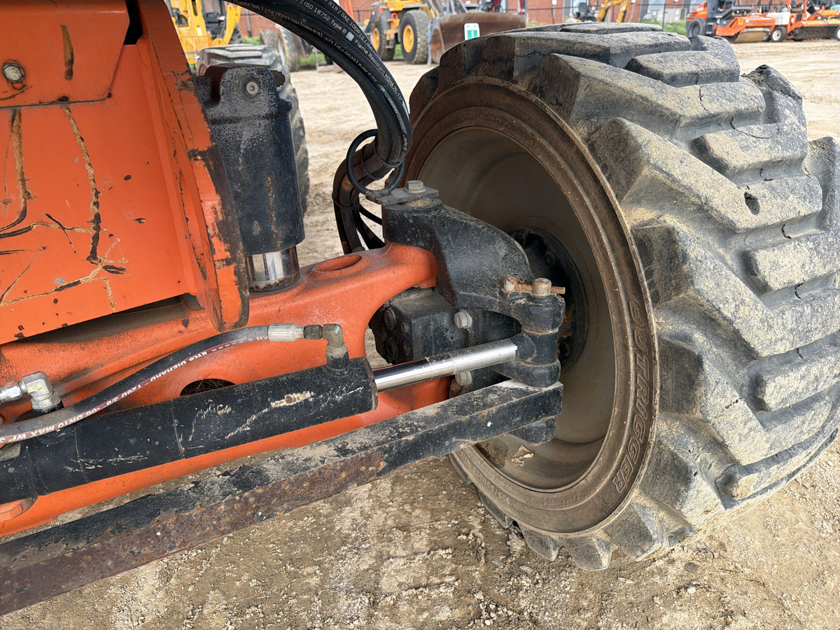 2018 JLG 600S-14