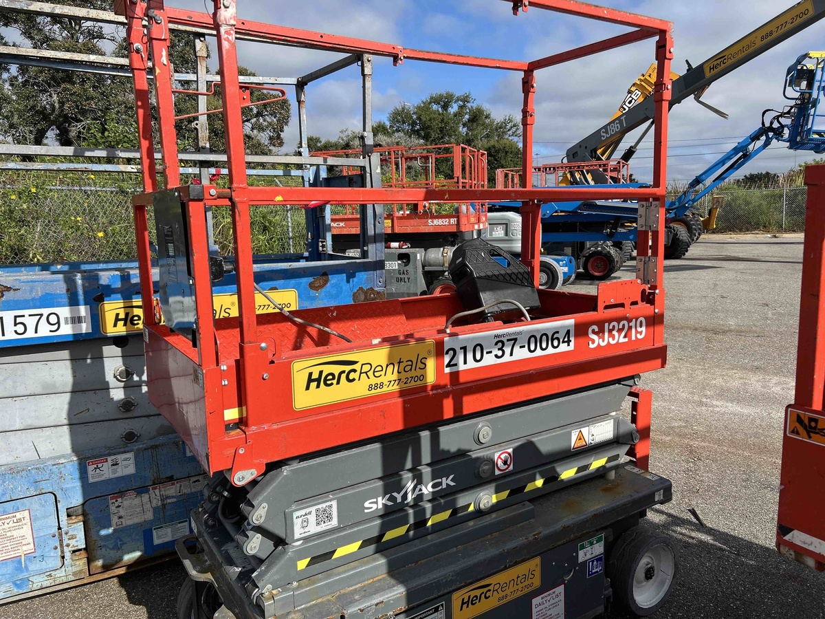 2022 Skyjack SJ3219-1