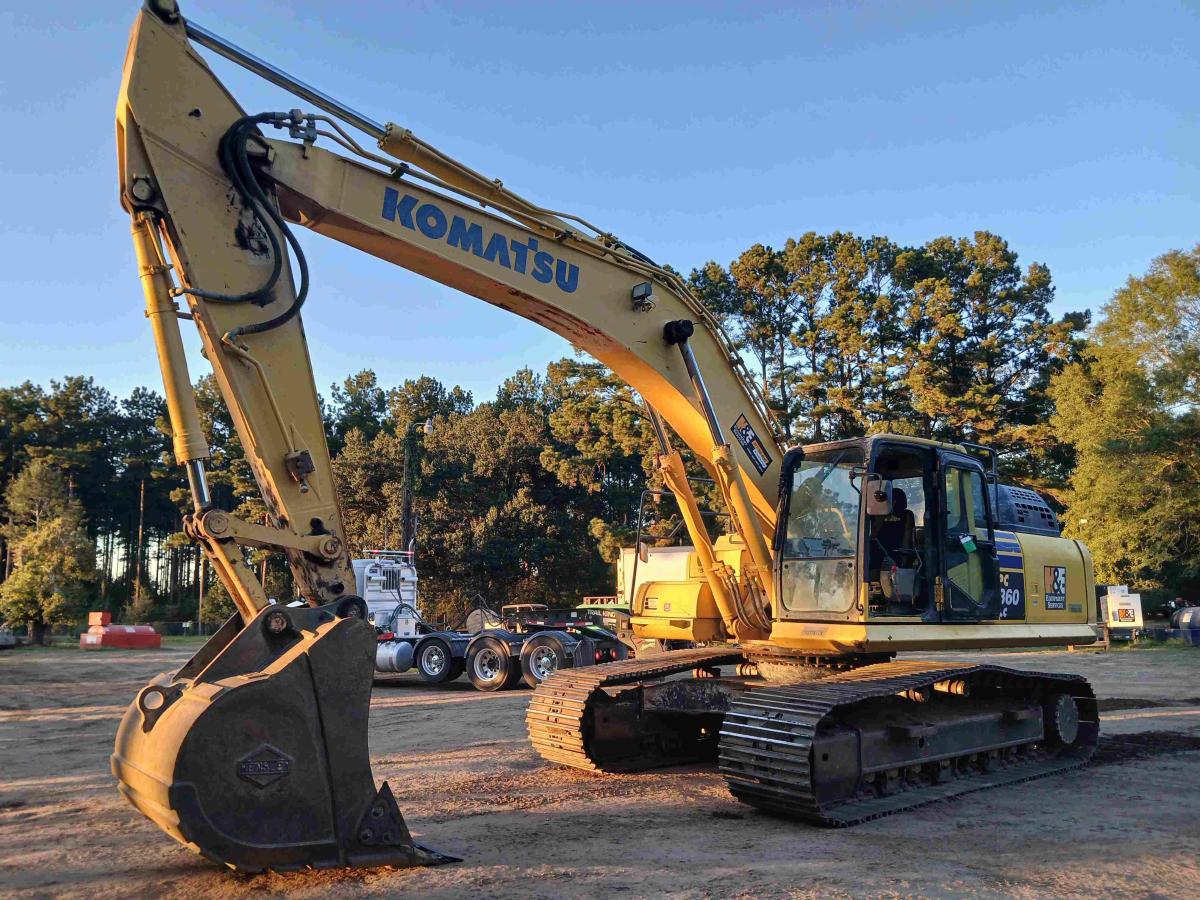 2019 Komatsu PC360 LC-11