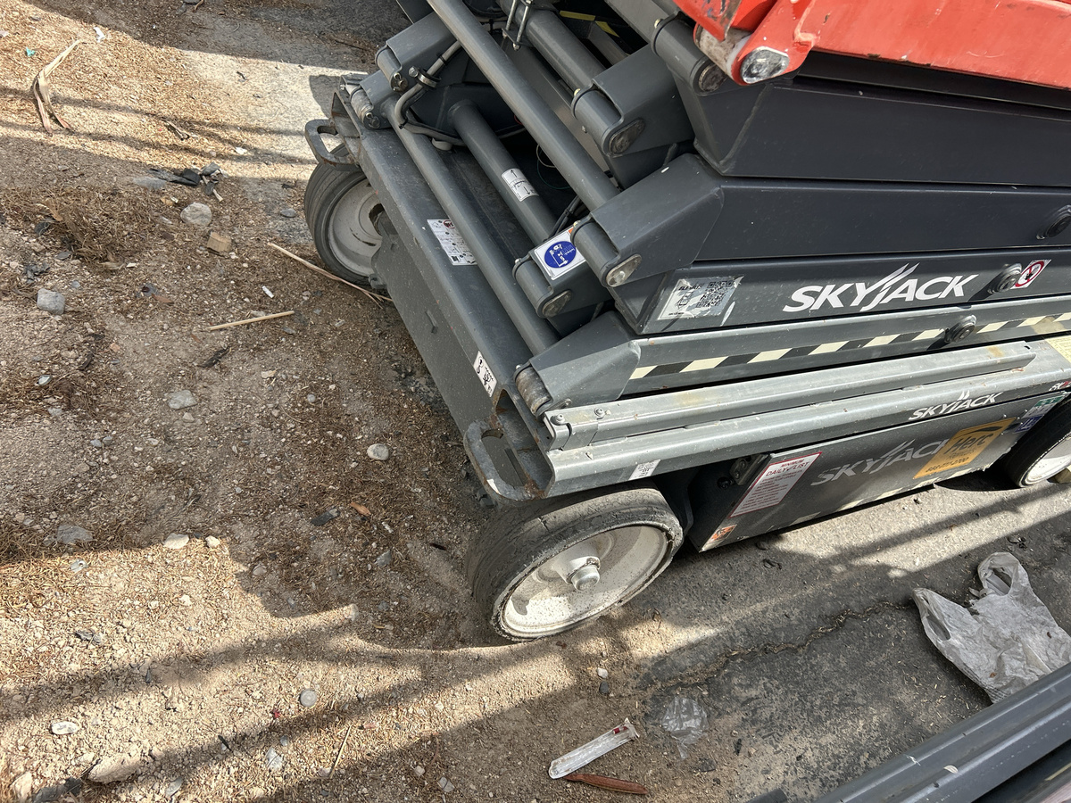 2021 Skyjack SJ4732-4