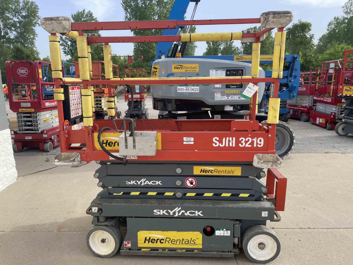 2019 Skyjack SJ3219