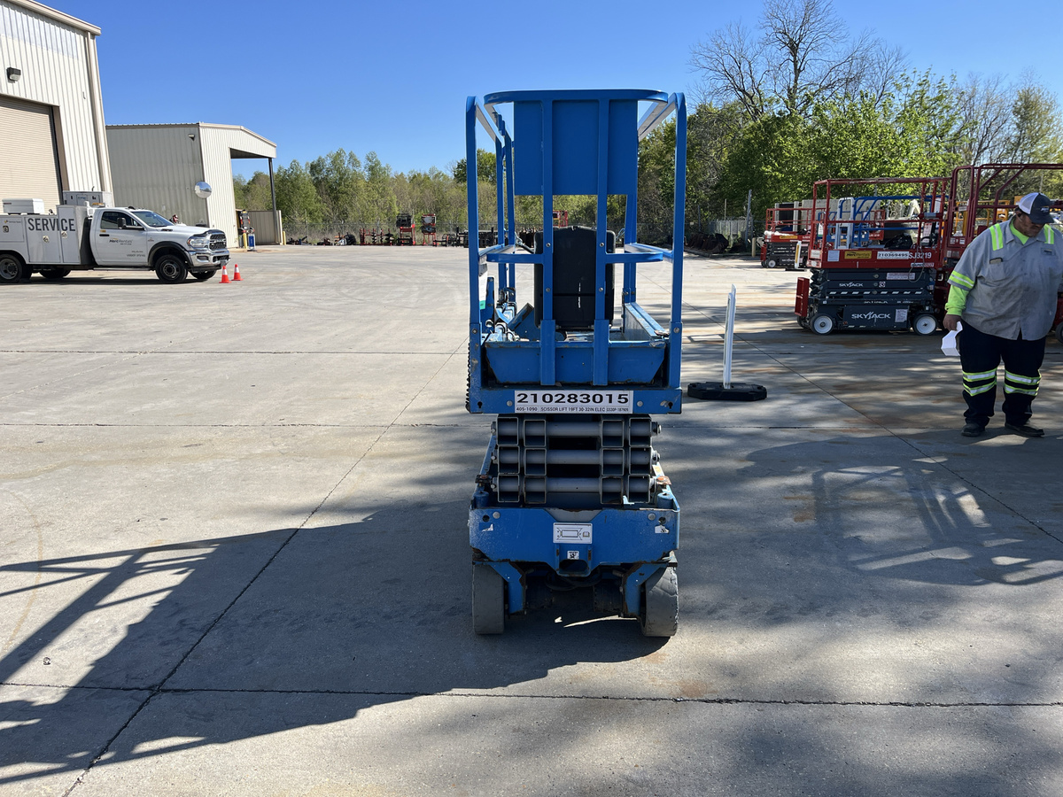 2019 Genie GS-1930-4