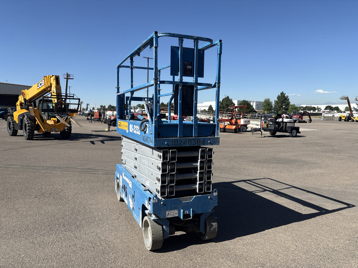 2018 Genie GS-3232-2