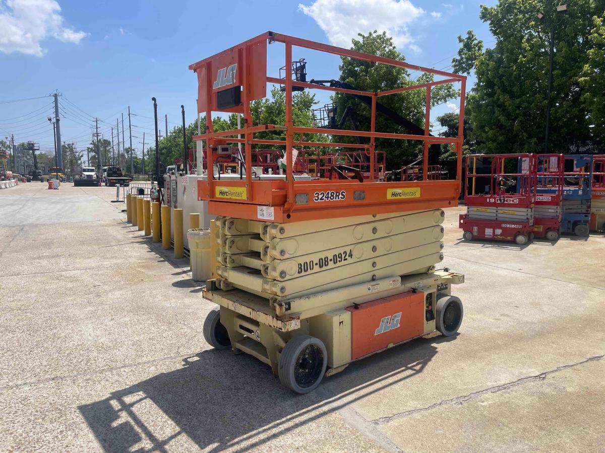 2015 JLG 3248RS
