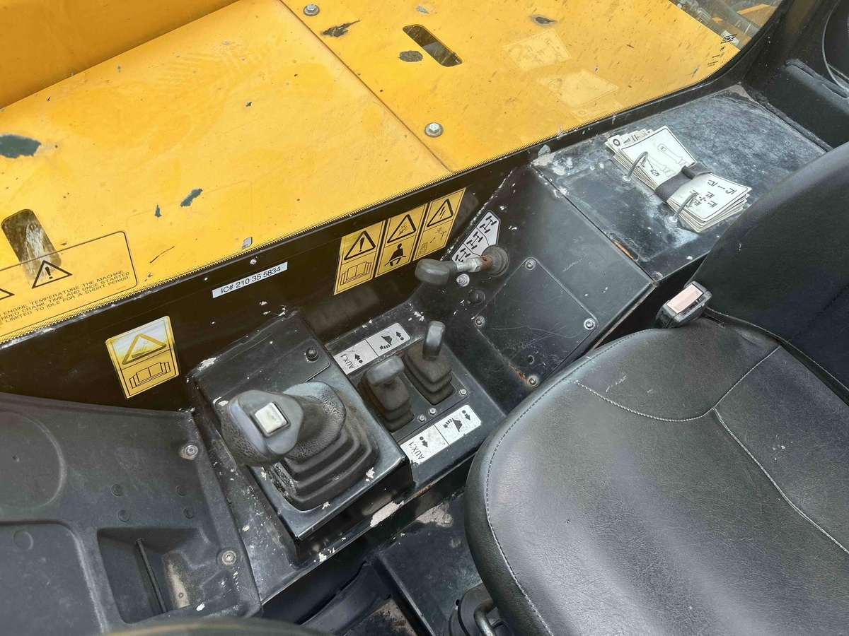 2022 JCB 507-42-9