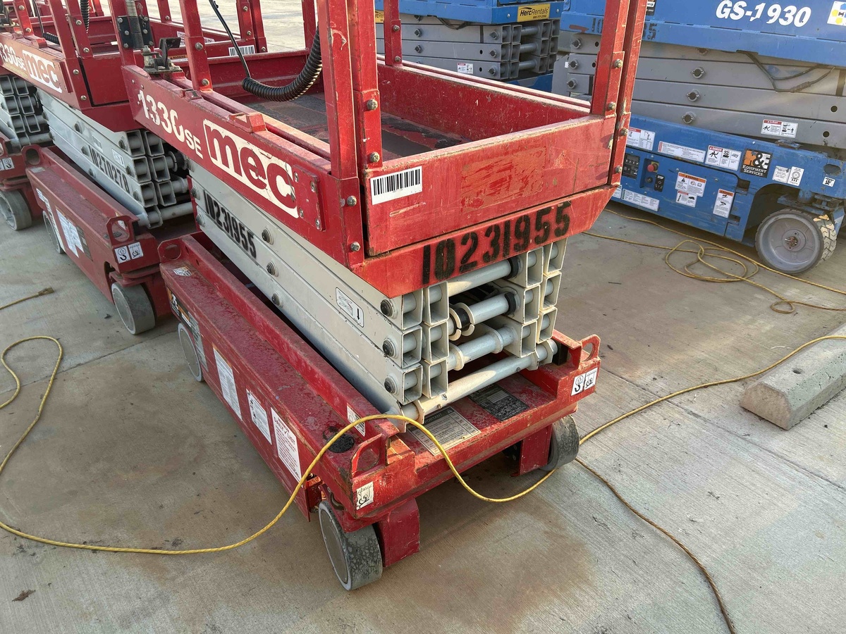 2017 MEC 1330SE-4