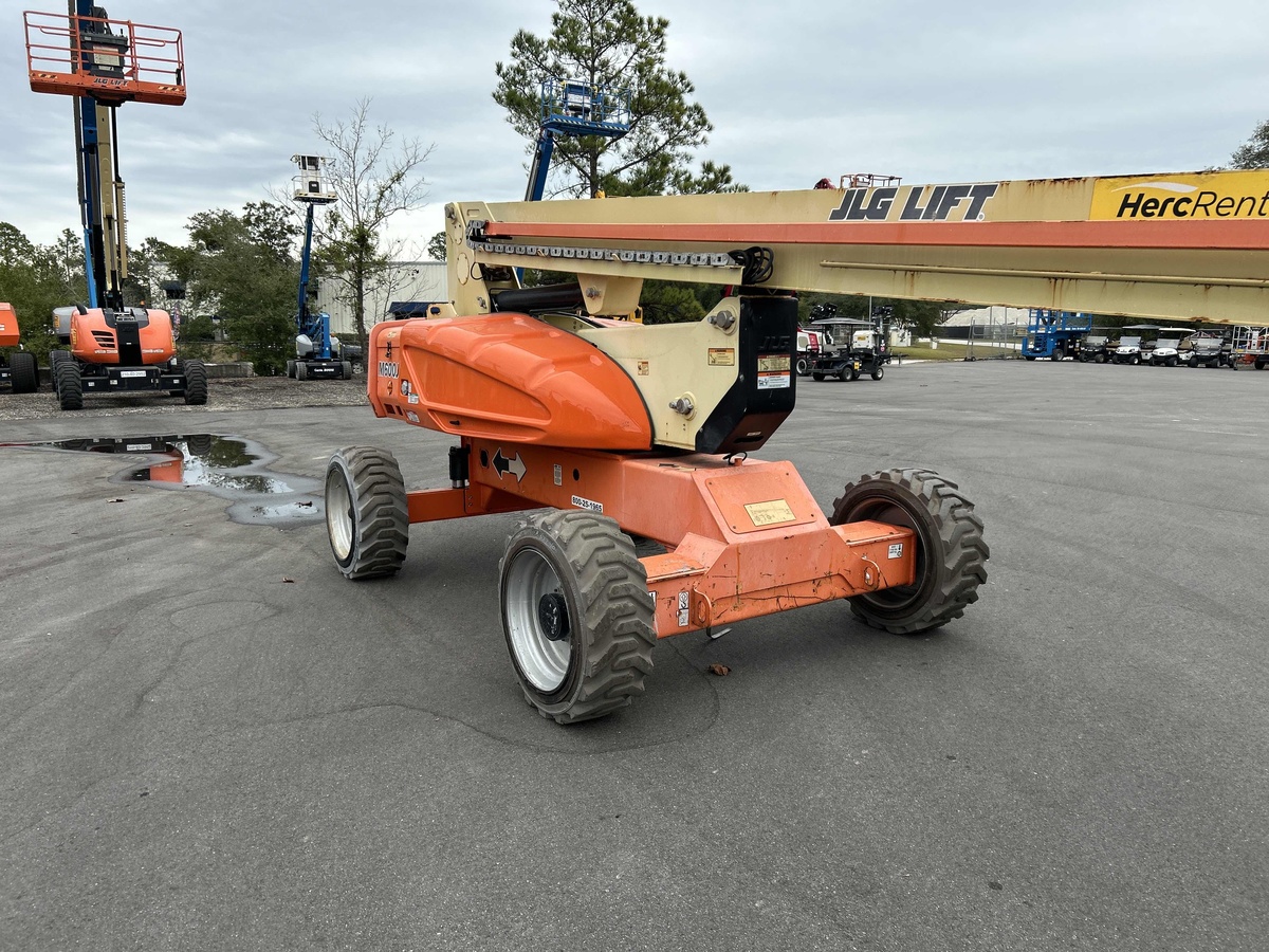 2019 JLG M600JP-5