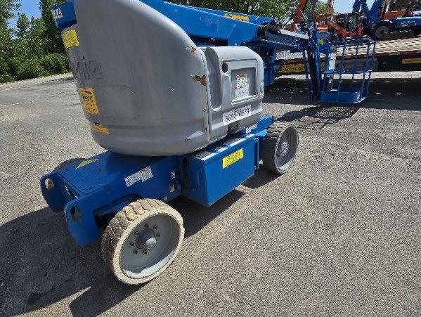 2013 Genie Z-40/23 N