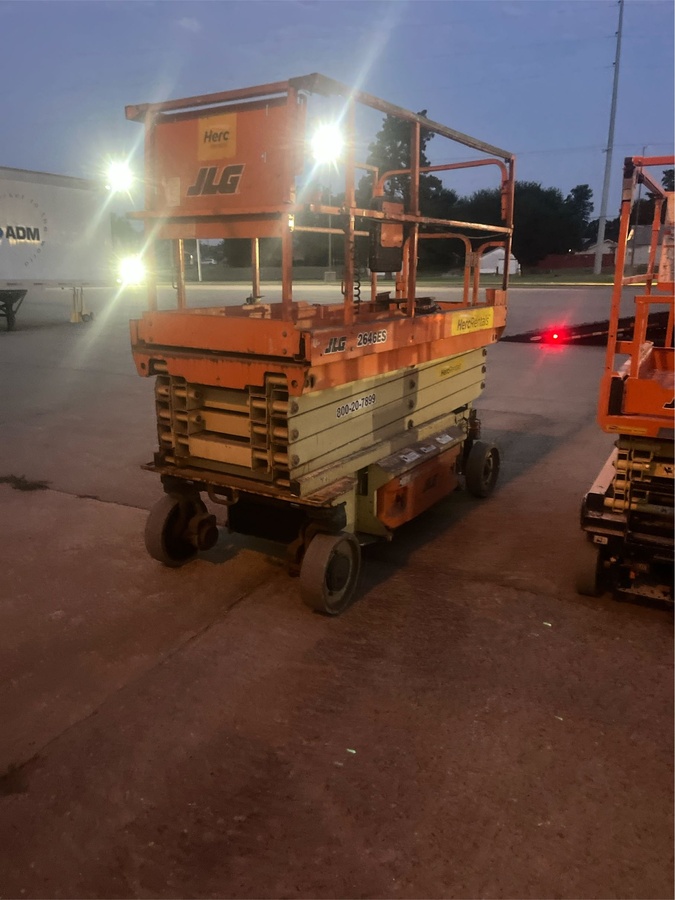 2018 JLG 2646ES-4
