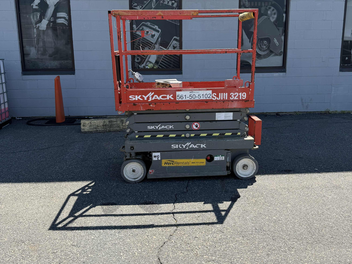 2019 Skyjack SJ3219-4