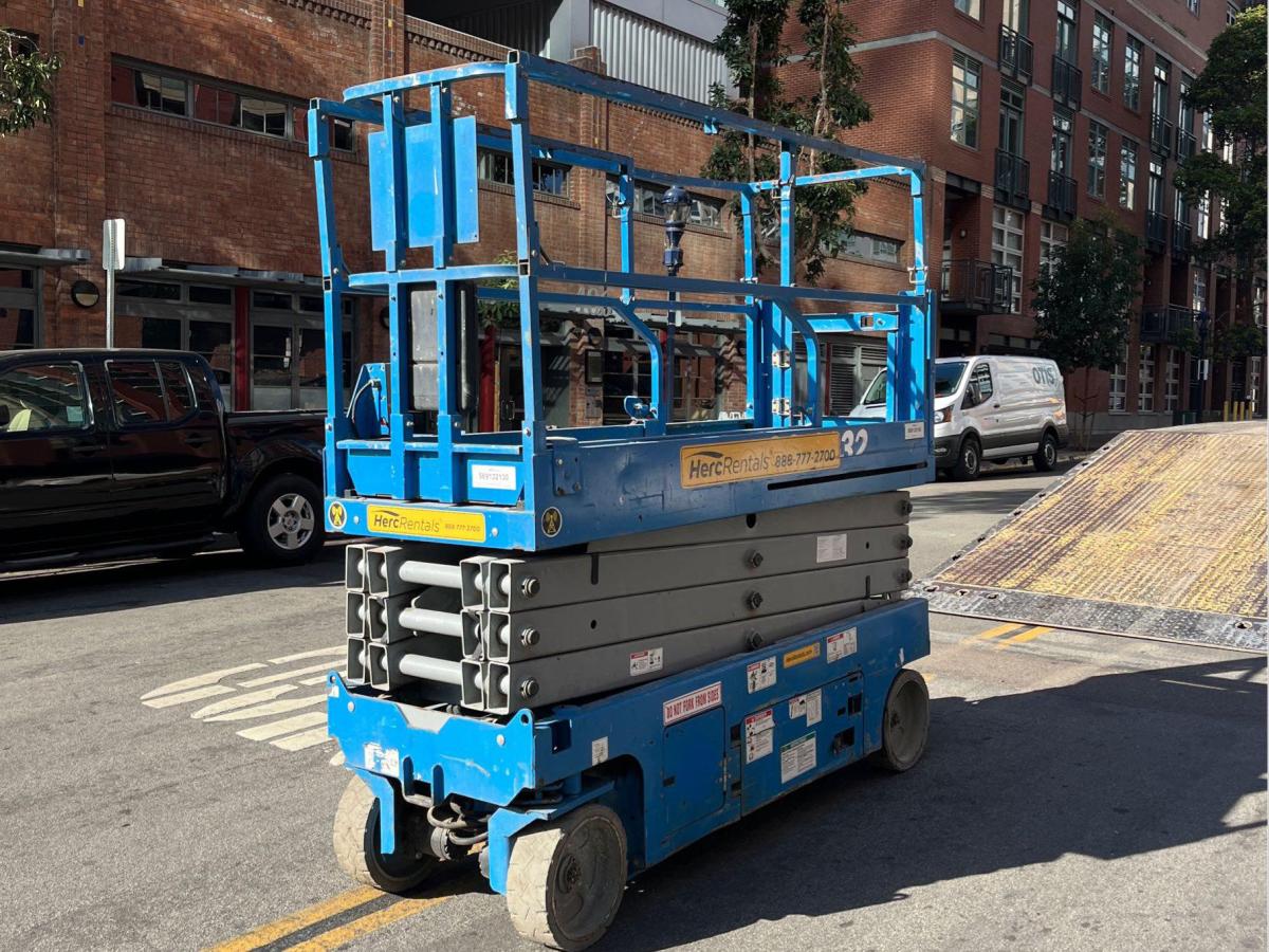 2017 Genie GS-2632