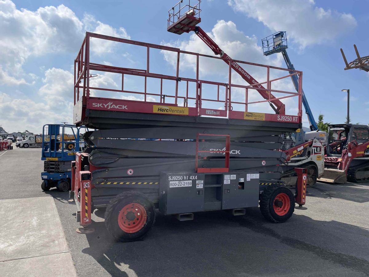 2018 Skyjack SJ9250 RT-3