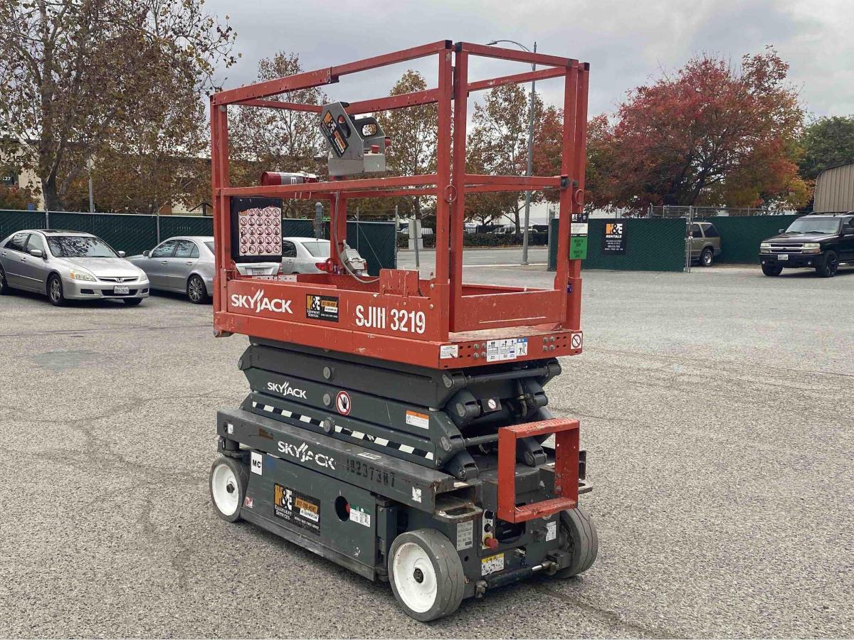 2018 Skyjack SJ3219