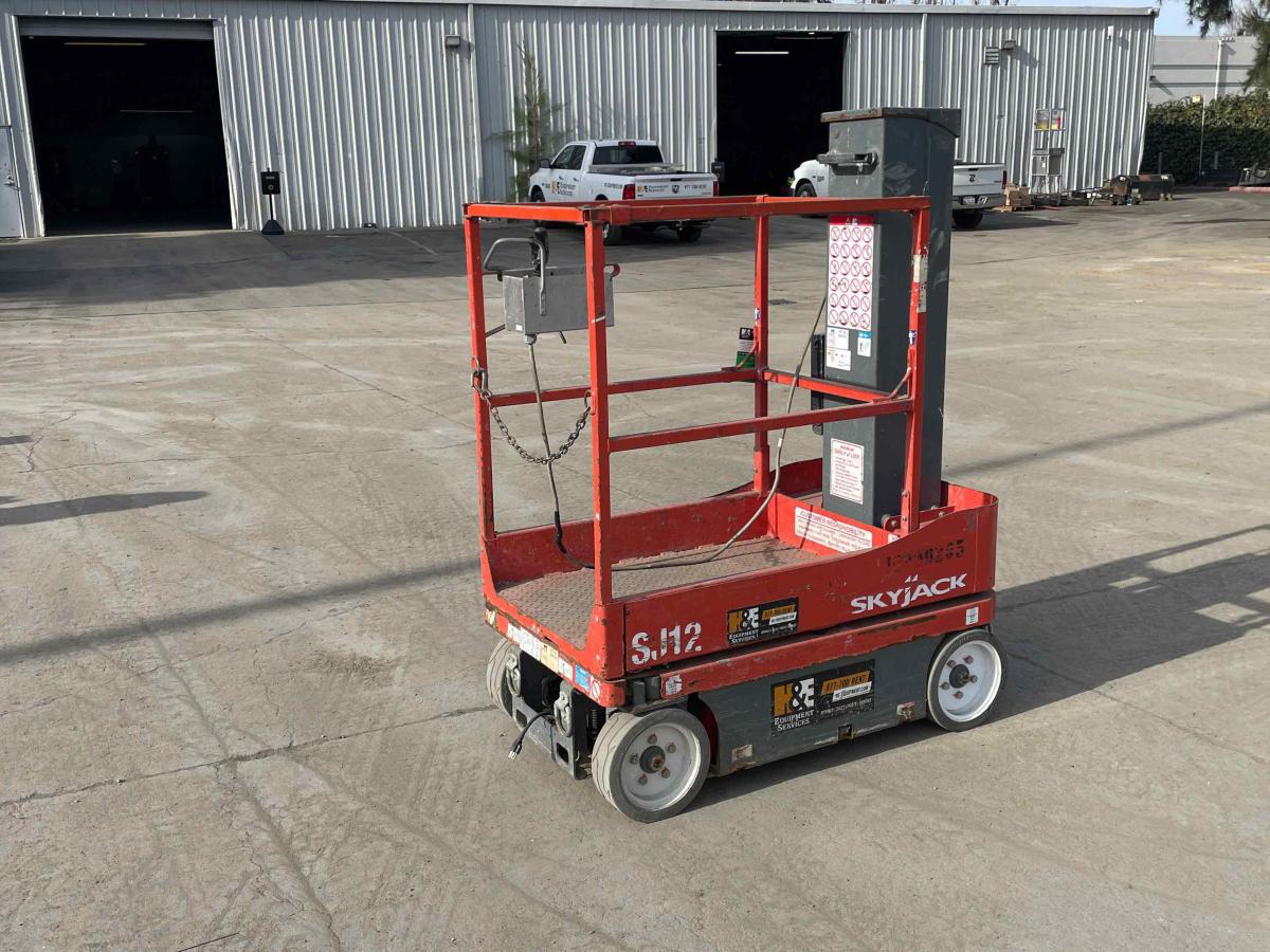 2016 Skyjack SJ12