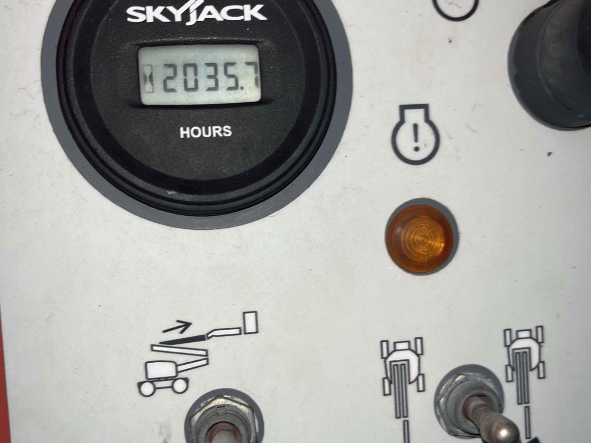 2017 Skyjack SJ46 AJ-14