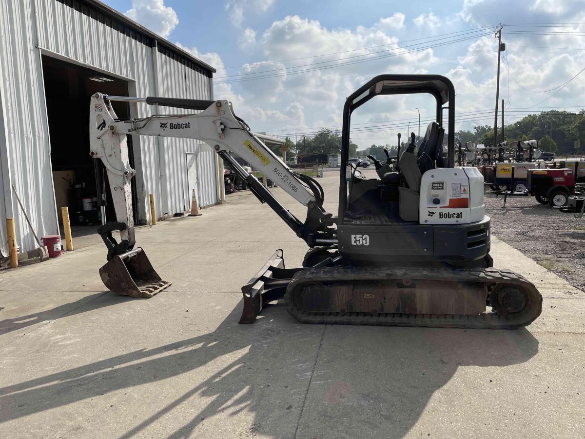 2018 Bobcat E50