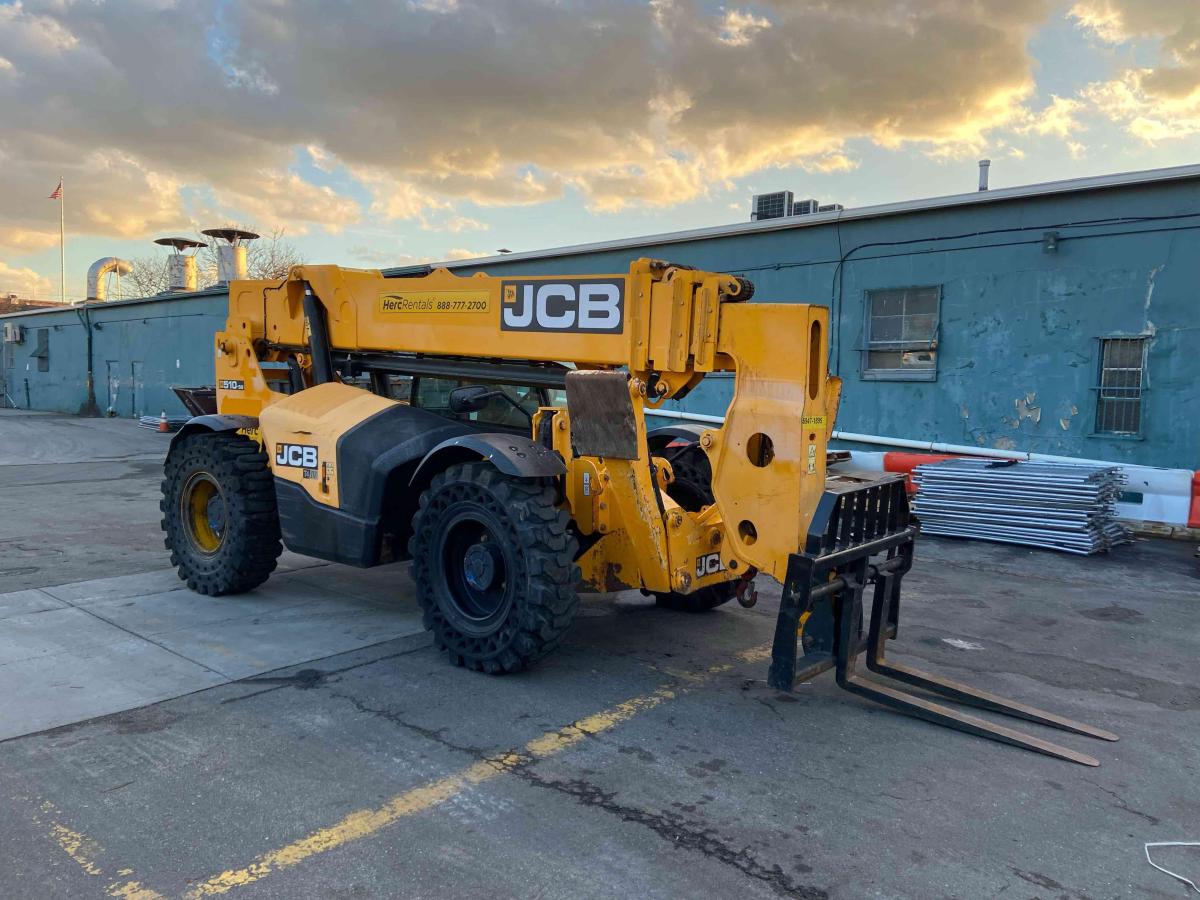 2017 JCB 510-56