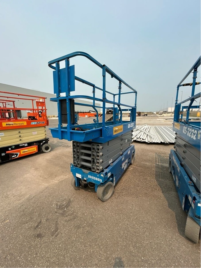 2018 Genie GS-3232-3