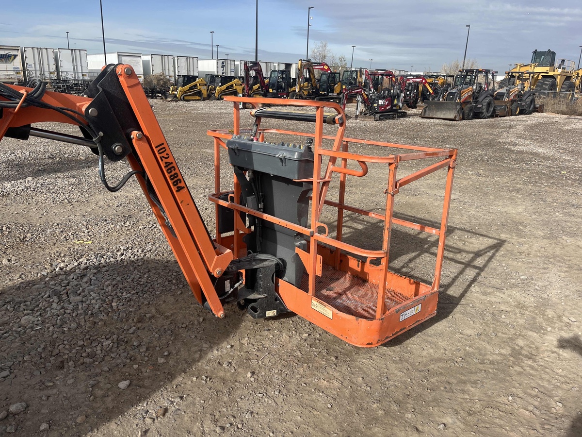 2018 JLG 450AJ-3
