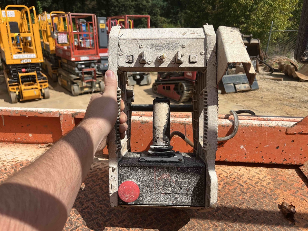 2016 JLG 2632ES-5