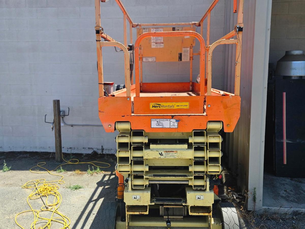 2017 JLG 2646ES-2
