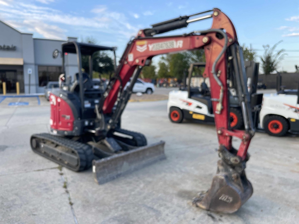 2022 Yanmar ViO35-2