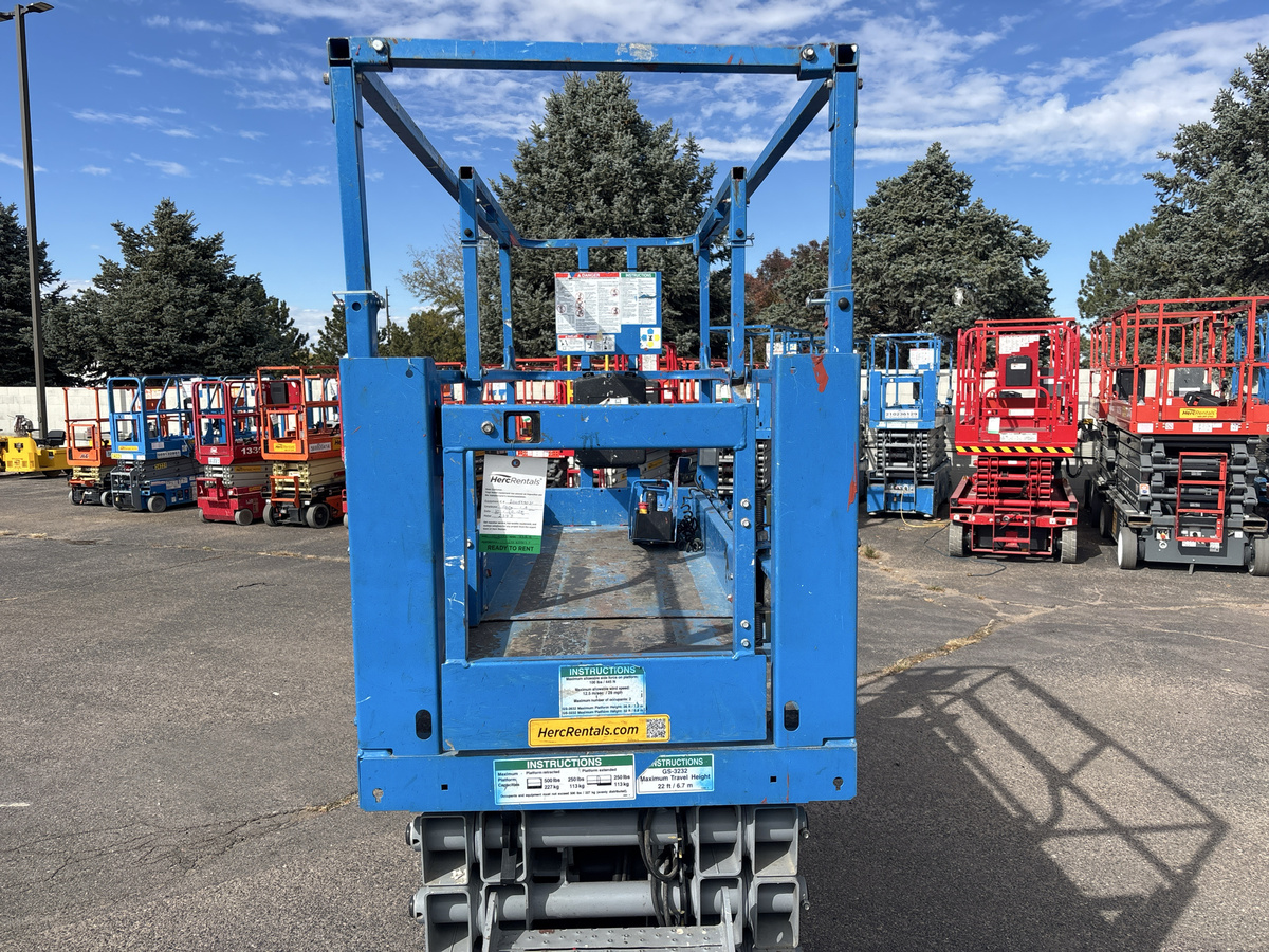 2019 Genie GS-3232-6