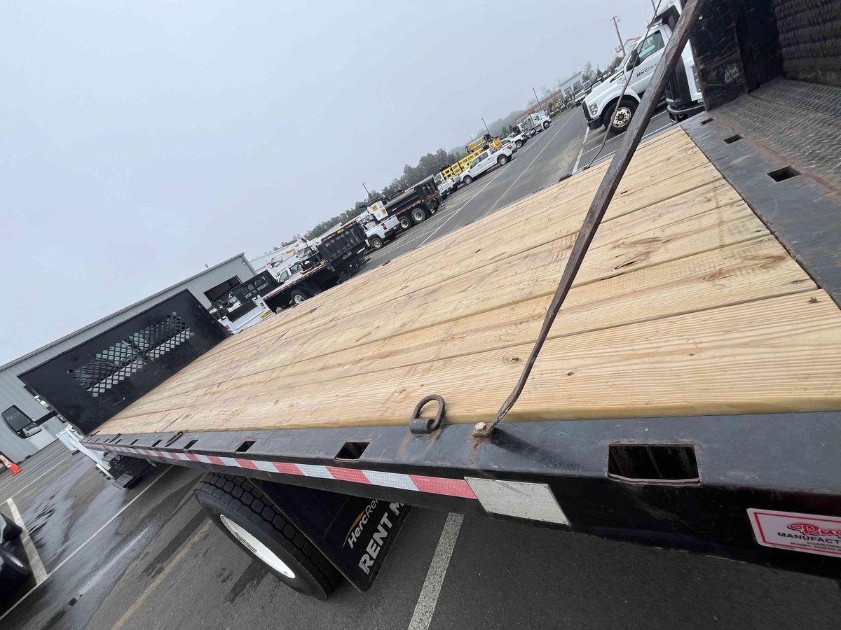 2021 Ford F750-6