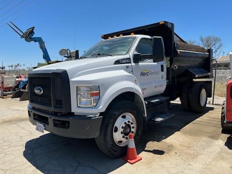 2017 Ford F750