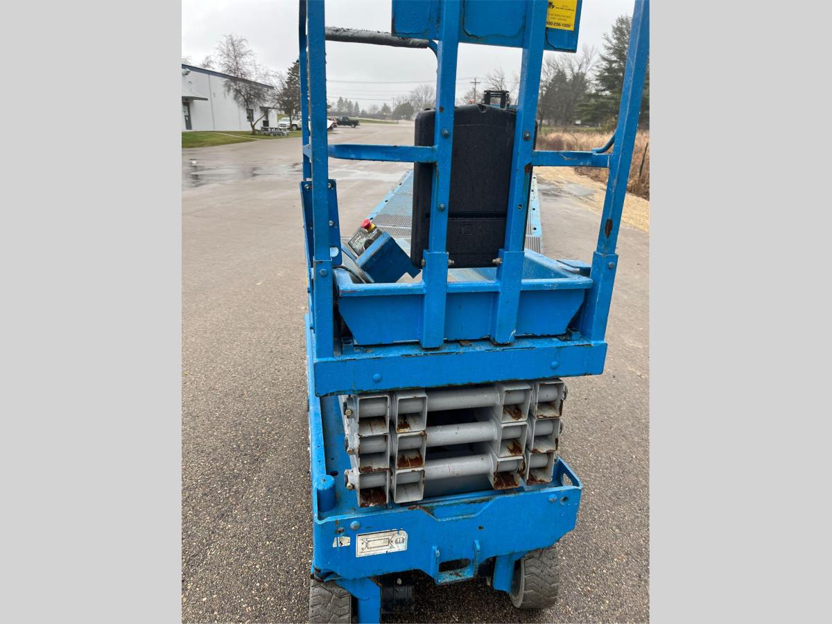 2014 Genie GS-1930