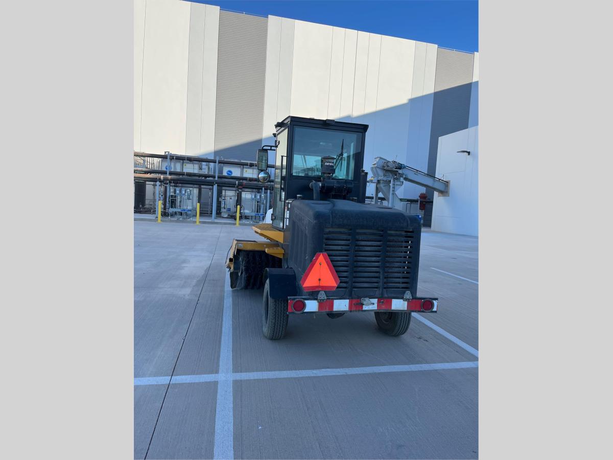 2018 LayMor SweepMaster 450-ST