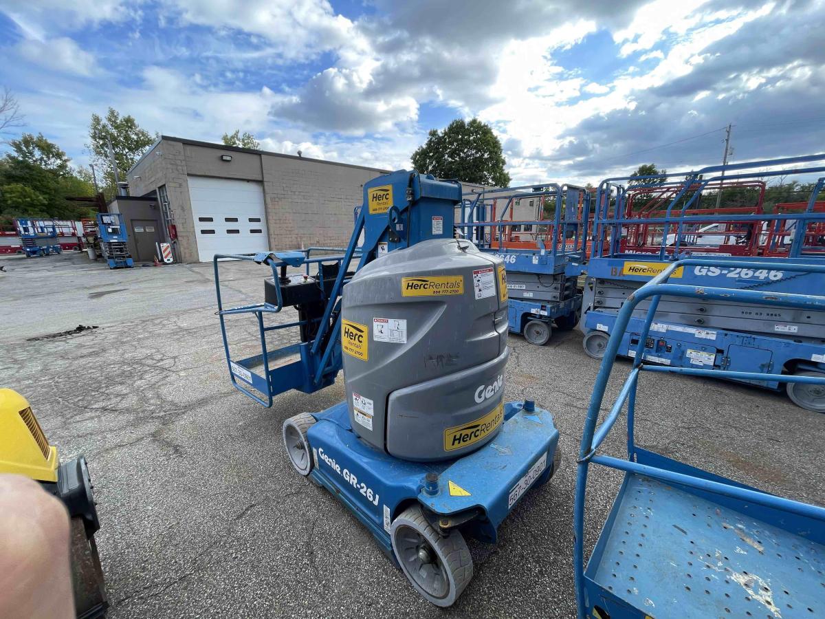 2016 Genie GR26J-4