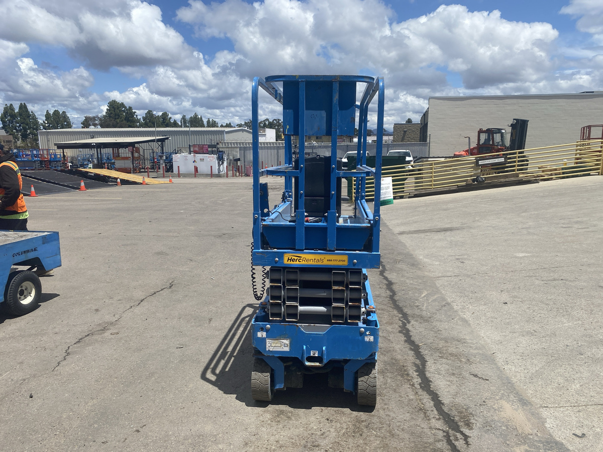 2018 Genie GS-1930-4