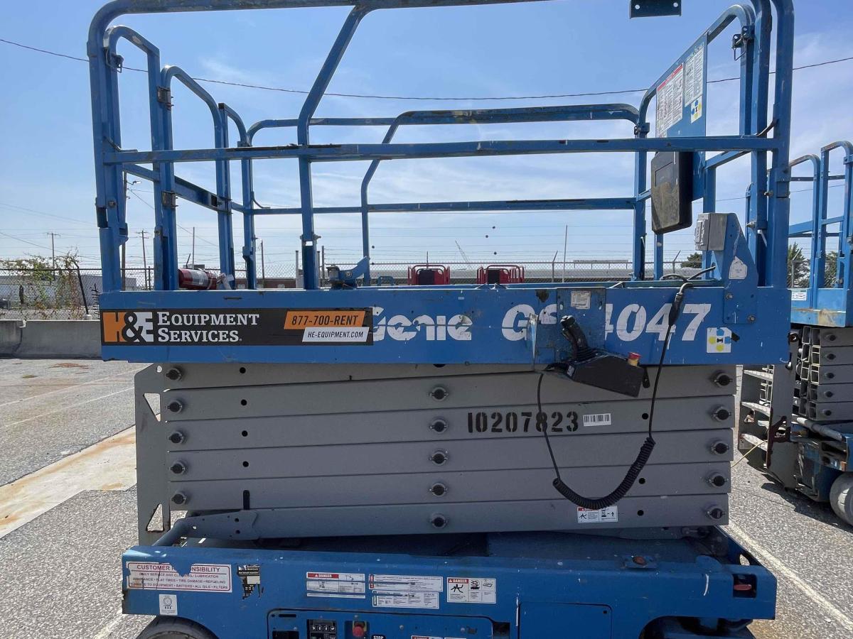 2017 Genie GS-4047-8