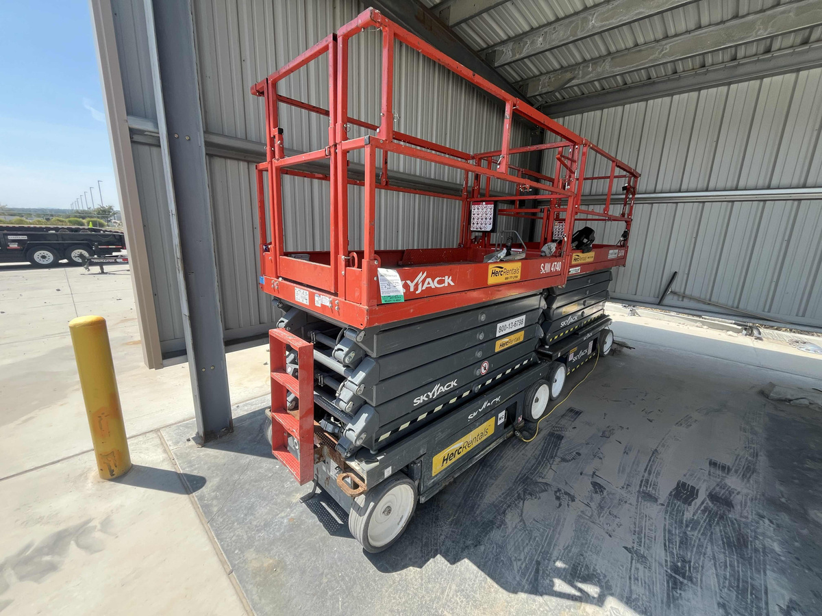 2017 Skyjack SJ4740-5