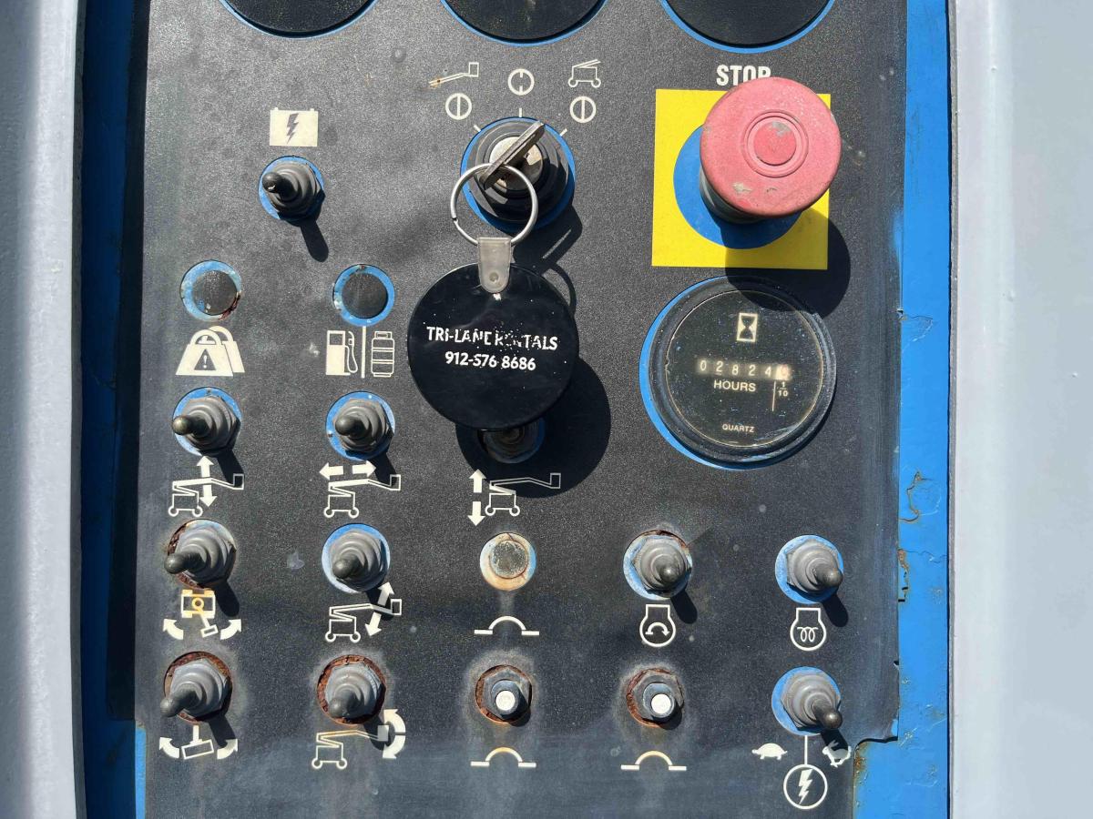 2011 Genie Z-60/34